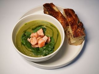 Суп зелений з лососем (340g)