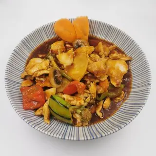 62. Pollo Con Salsa Picante