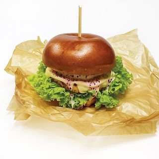 Карибський бургер з куркою та ананасом (330г)