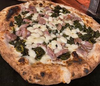 Salsiccia friarielli e provola 