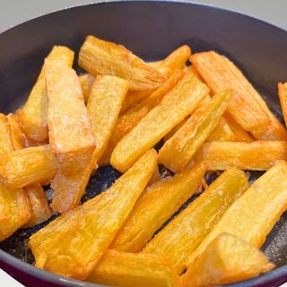 Mandioca frita
