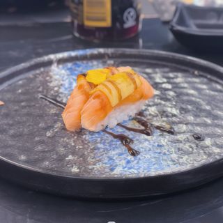 NIGIRI SALMON CHEDDAR