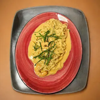 Taglierini in salsa Thay