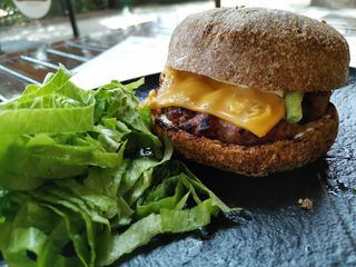 Кето телешки бургер (300гр)