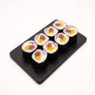 hosomaki atún rojo con nabo y wasabi, bandeja (6 uds.)