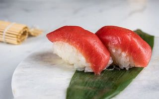 401.- Sushi Atún