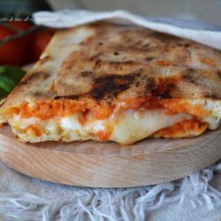 Saltimbocca Hamburger provola e Patatine