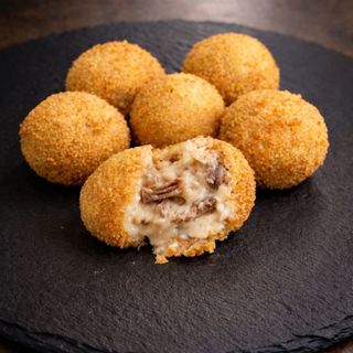 Croquetas Caseras de Carrilleras en su salsa (6 unid.)