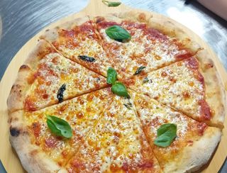 Pizza Margherita Ø32cm