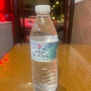 Agua De Botella Pequeña