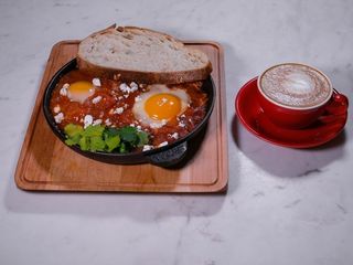 Шакшука + чай або кава в подарунок (250g)