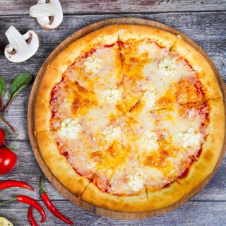 Сырная пицца