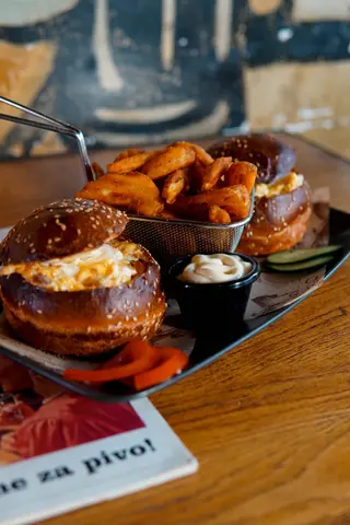 Burger jaje