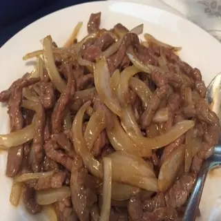 47. Ternera Con Cebolla