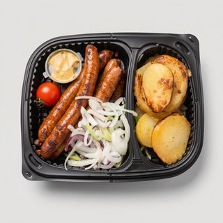 Kobasica sa pekarskim krompirom i senfom