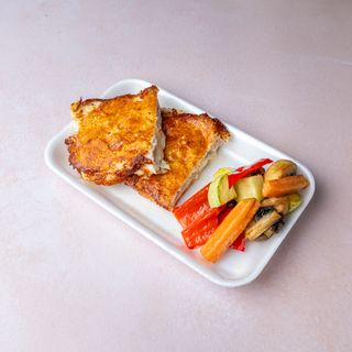 Obrok piletina u kačkavalju sa maslinama