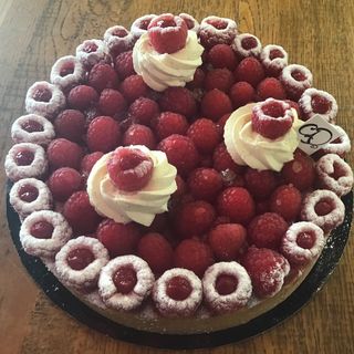 Tarta de frambuesas / 4 personas