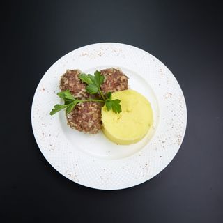 Тефтели на пару с пюре