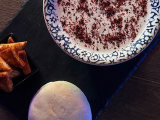 Сирний суп З булочкою бао