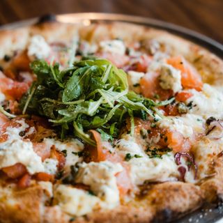 Smoked Salmon Pizza 35cm