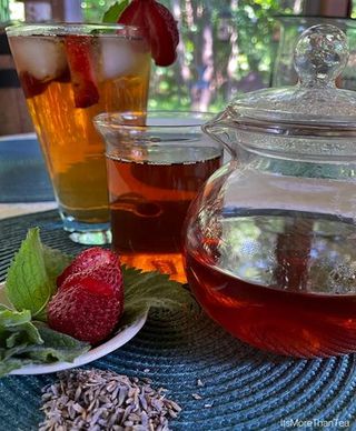 Home mint & strawberry Tea