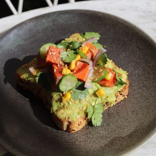 POKE AVO TOAST 