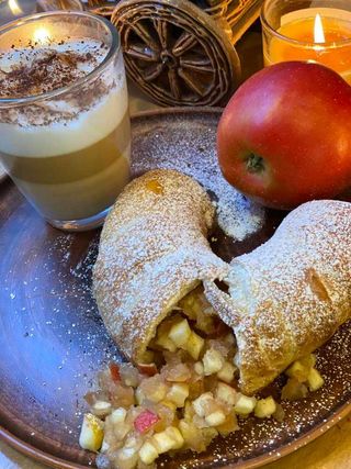 JABŁKO CYNAMON szt.