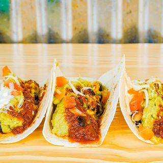 Taco de vegetales (3ud.)