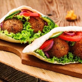 Döner Falafel Menú
