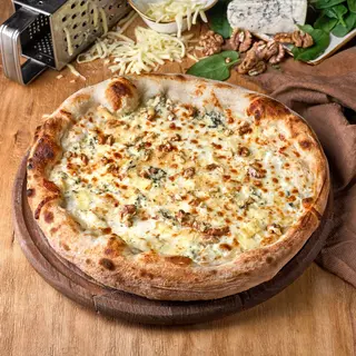 Pizza četiri vrste sira