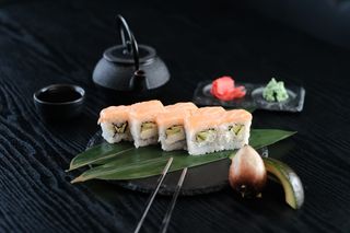 Ավոկադոյով ֆիլադելֆիա  8 կտոր