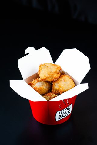 BOX 4 Ryż curry z chrupiącym kurczakiem