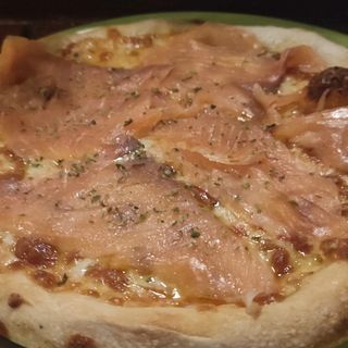 Pizza de salmón (individual)