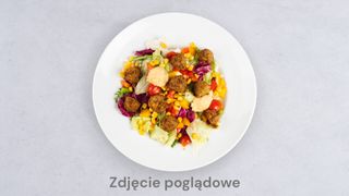 Sałatka z Falafelem