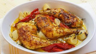 Pulpe de pui cu os la cuptor