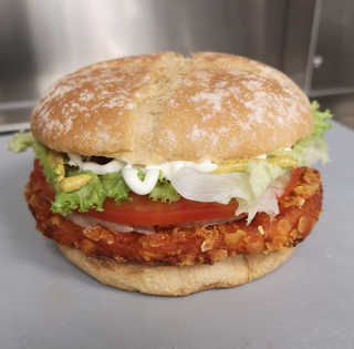 37. Hamburguesa De Pollo