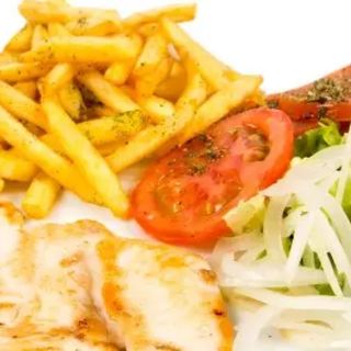 Plato Combinado De Pechuga De Pollo