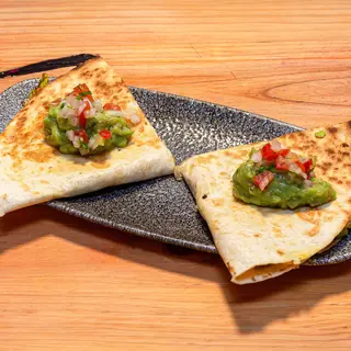 QUESADILLA FLOR DE CALABAZA