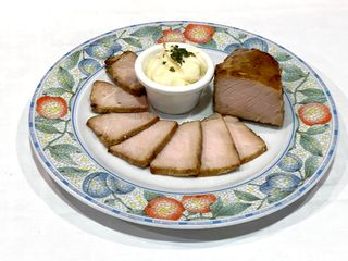 Lomo De Orza Con Alioli (1 Ud.)