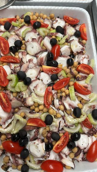 Insalata di polpo con ceci
