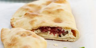 Calzone napoletano