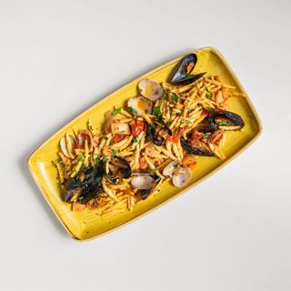 Trofie ai frutti di mare con Pachino