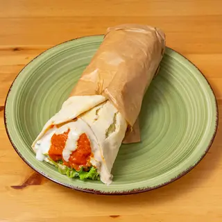 Falafel kombo sendvič