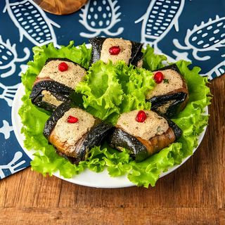 ბადრიჯანი ნიგვზით