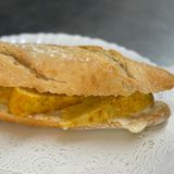 Bocadillo de Tortilla de Patatas con Ajoaceite