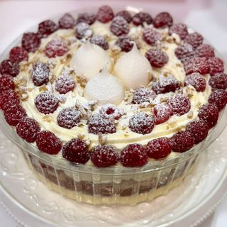 კენკრის ჩინური ტორტი (2 კგ)