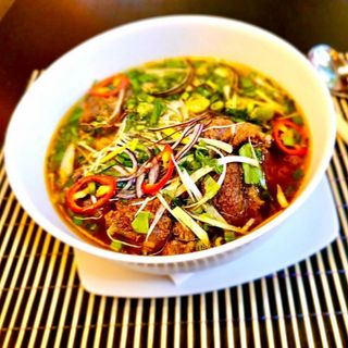 Tocana vietnameza Pho de vita