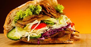 Kebab w bułce duży