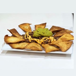 Ración De Nachos Caseros