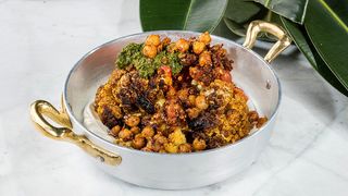 ყვავილოვანი კომბოსტო იაფოს სტილში